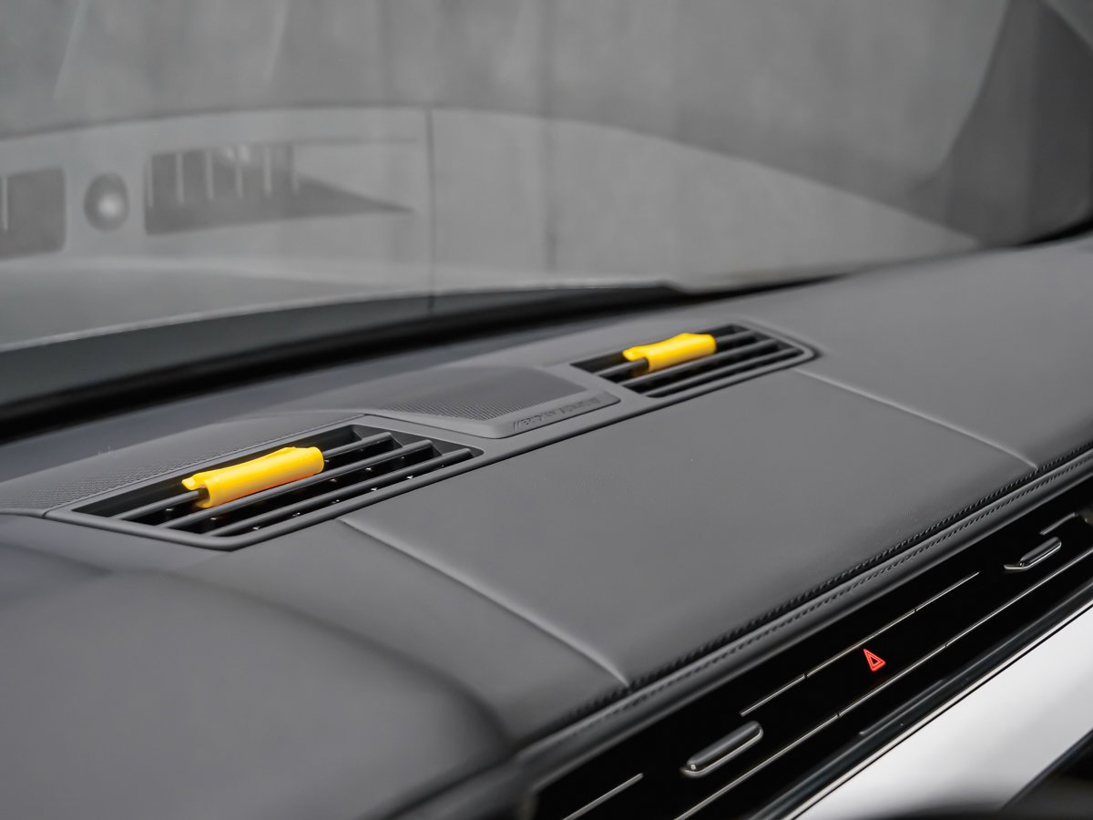 2024 Land Rover Range Rover Sport EDITION ONE SV Black Montreal - photo #25