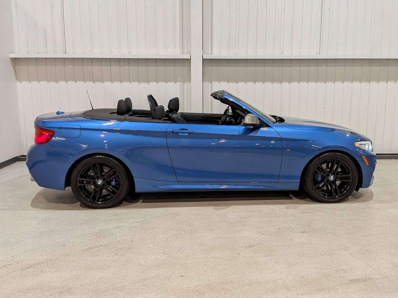 2018 BMW 2 Series M240i xDrive Cabriolet Blue Val-David - photo #6