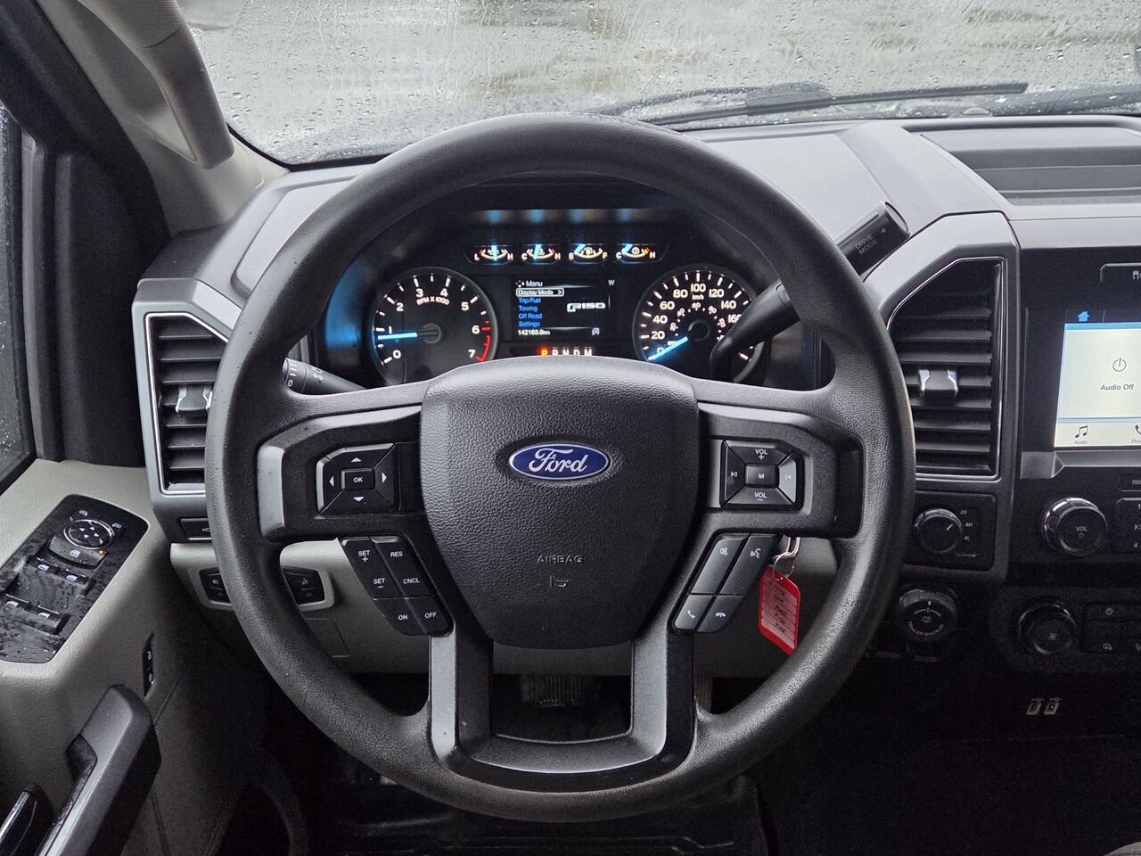 Ford F-150 XLT V8 2019 Noir Granby - photo #14