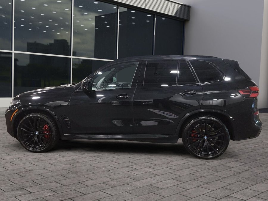2025 BMW X5 M60 XDRIVE PREMIUM ENHANCED ET M SPORT PACK CARBON TRIM Black