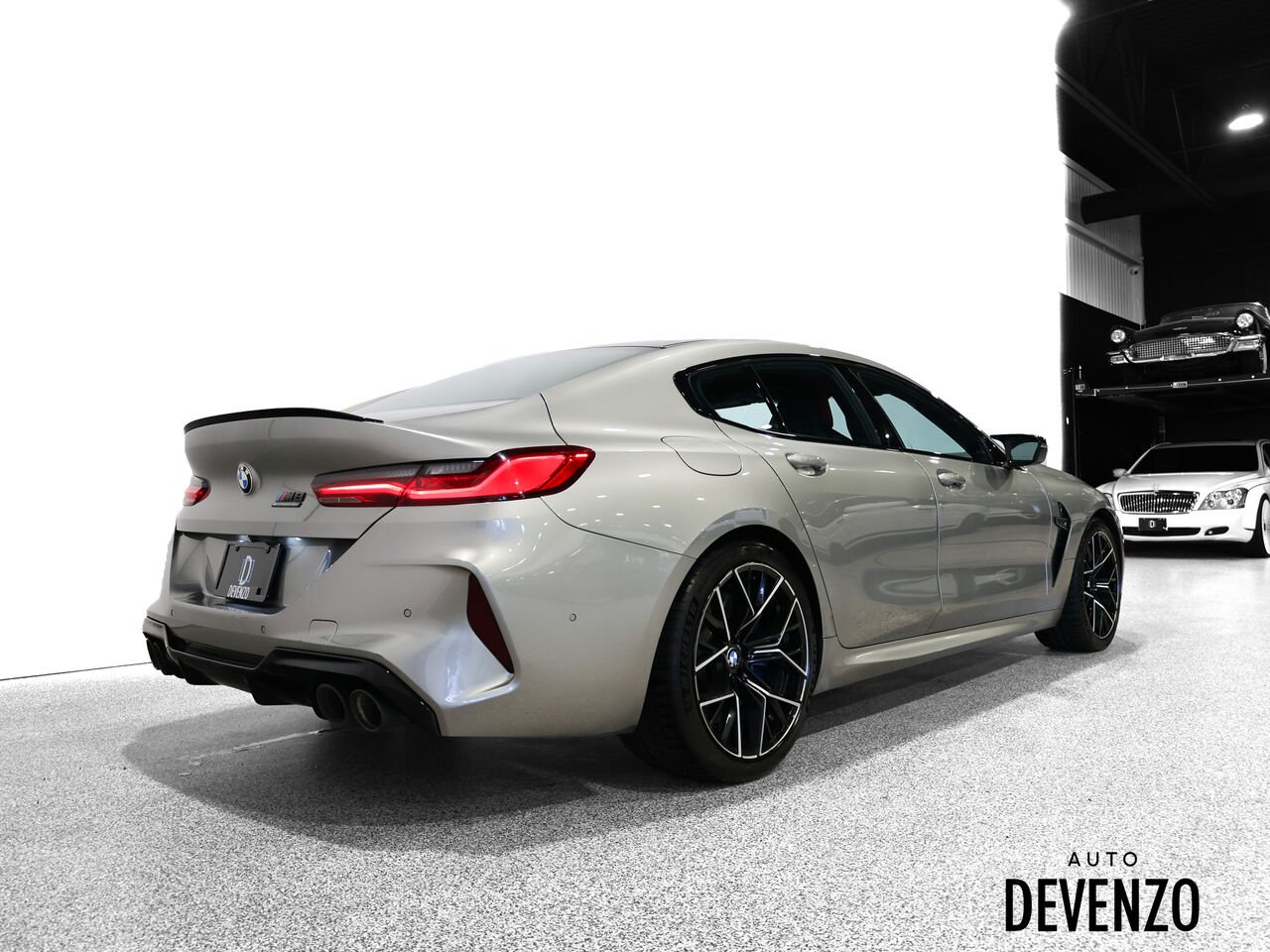 BMW M8 2021 Gris Saint-Eustache - photo #2