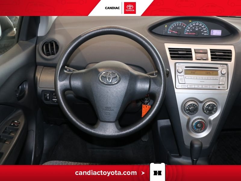 Toyota Yaris 2012 Argent Blainville - photo #16