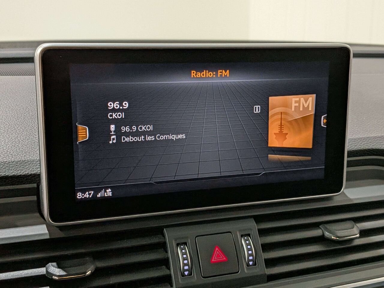 2019 Audi Q5 Technik 45 TFSI quattro Silver Val-David - photo #23