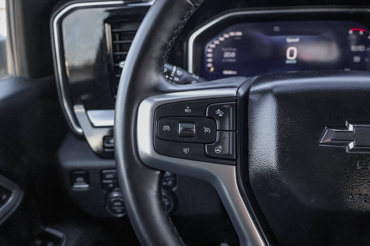 2026 Chevrolet Silverado 3500HD 4WD Crew Cab 159 LTZ Blue Sherwood Park - photo #20