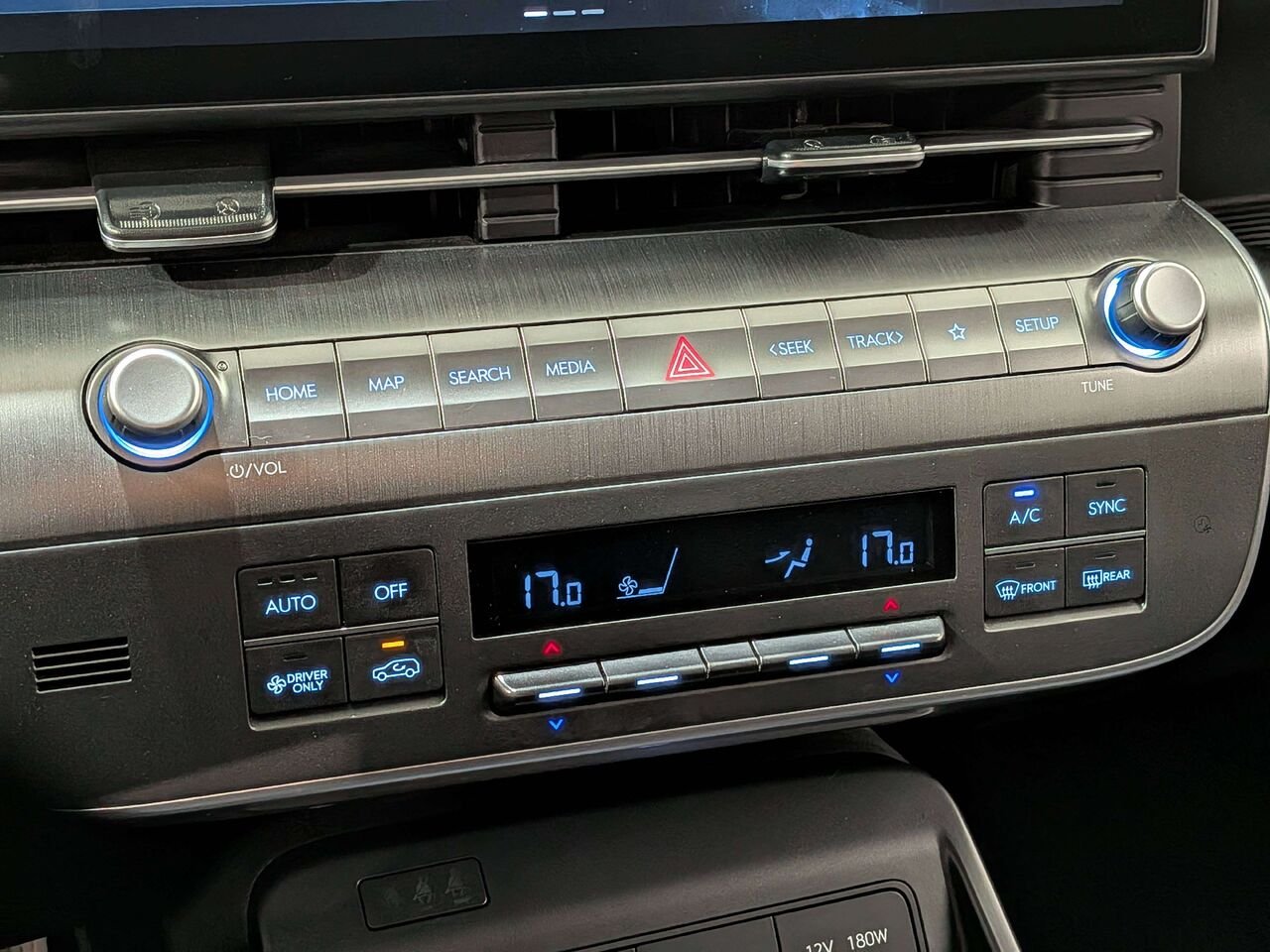 2024 Hyundai Kona Electric Preferred FWD Red Val-David - photo #25