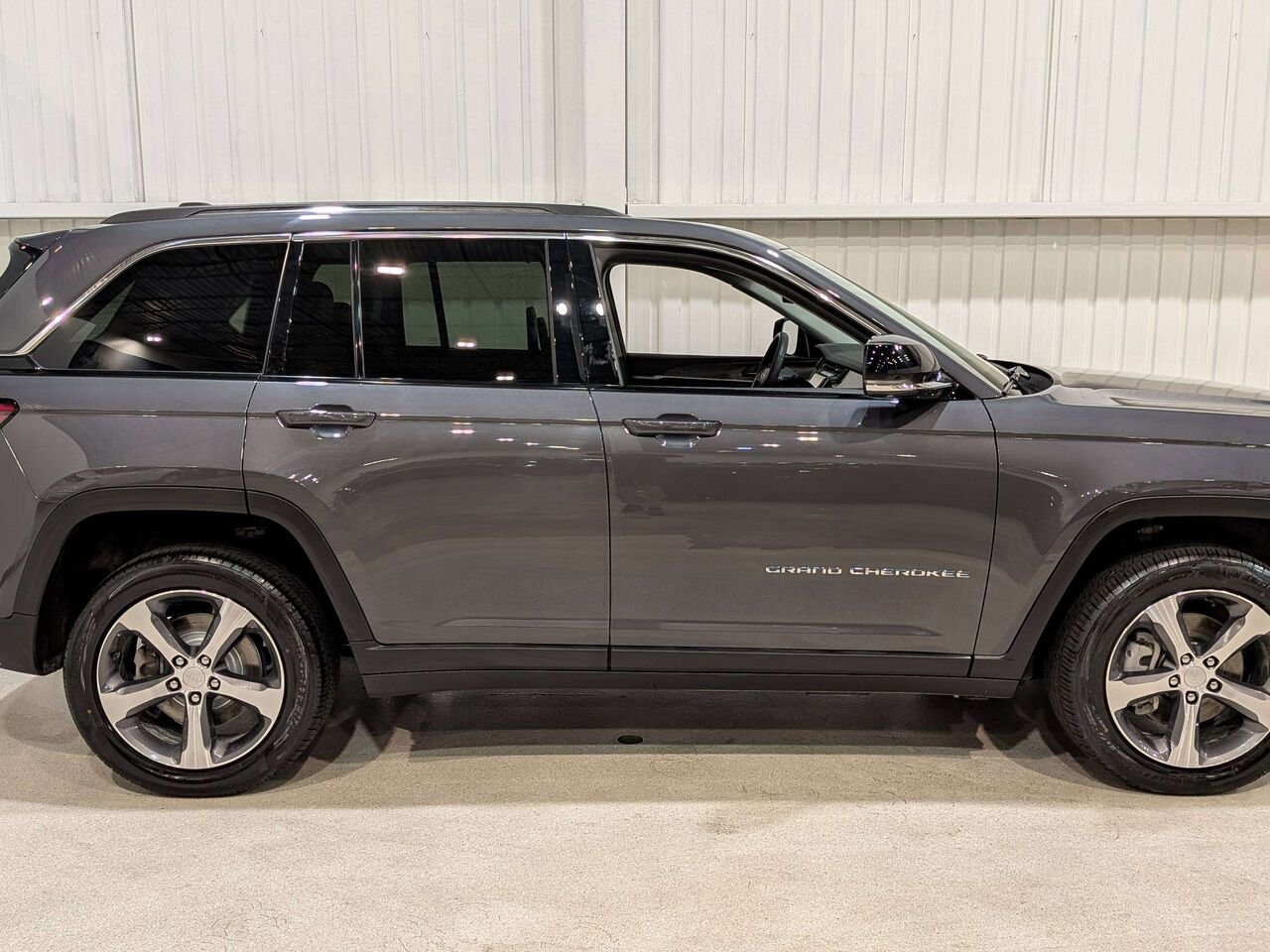 2022 Jeep Grand Cherokee 4xe 4x4 Grey Val-David - photo #6