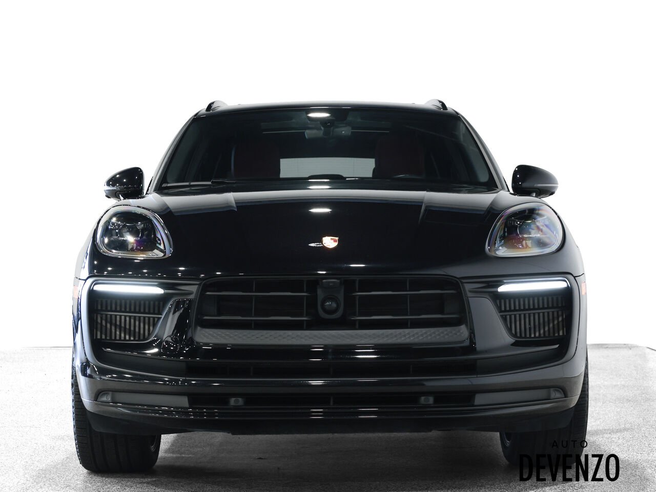 2023 Porsche Macan Black Saint-Eustache - photo #6