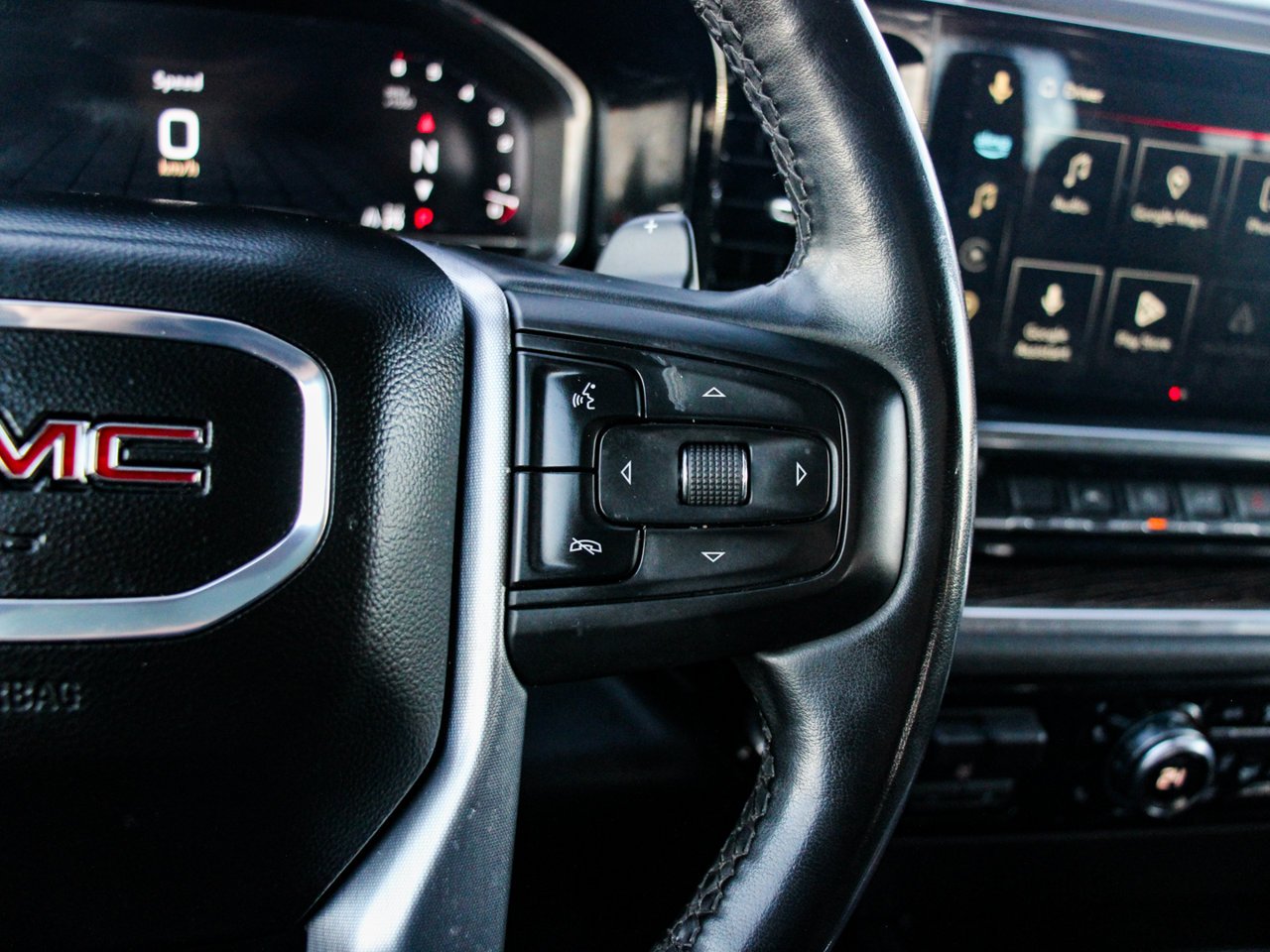 2024 GMC Sierra 1500 4WD Crew Cab 147 Elevation Grey Sherwood Park - photo #21