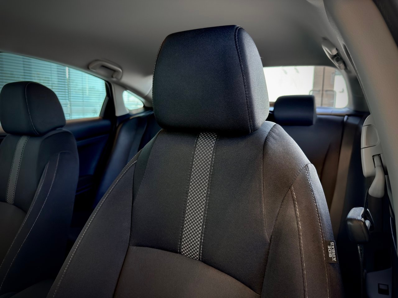 2019 Honda Civic Sedan Black Notre-Dame-des-Prairies - photo #18