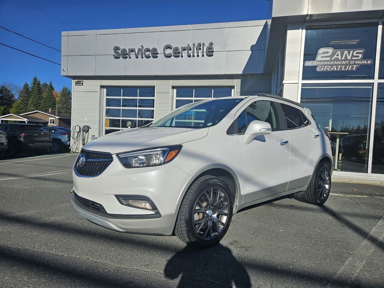 Buick Encore Tourisme sport 4 portes TI 2019 Blanc Thetford Mines - photo #0