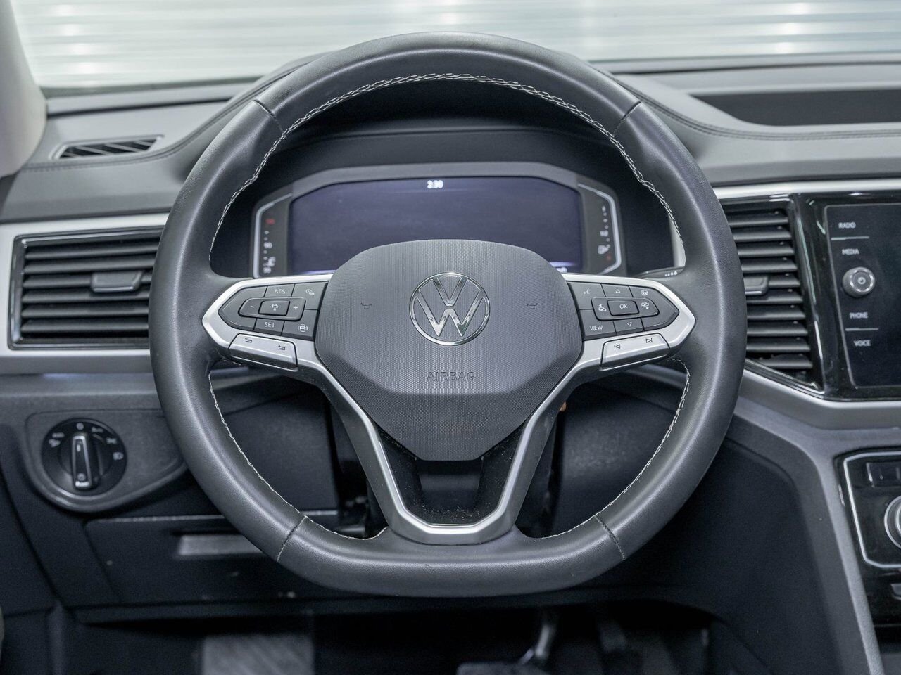 2022 Volkswagen Atlas HIGHLINE 4MOTION *TOIT* NAV SIÈGES VENT FENDER White Saint-Jérôme - photo #14