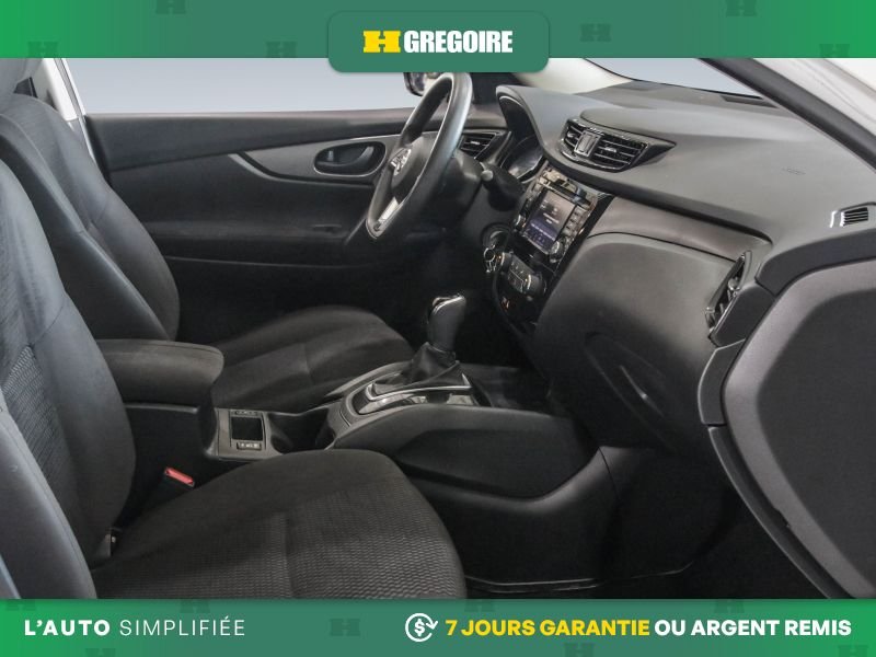2019 Nissan Qashqai White Laval - photo #28