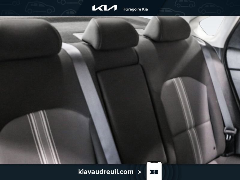 2023 Kia Forte Grey Laval - photo #24