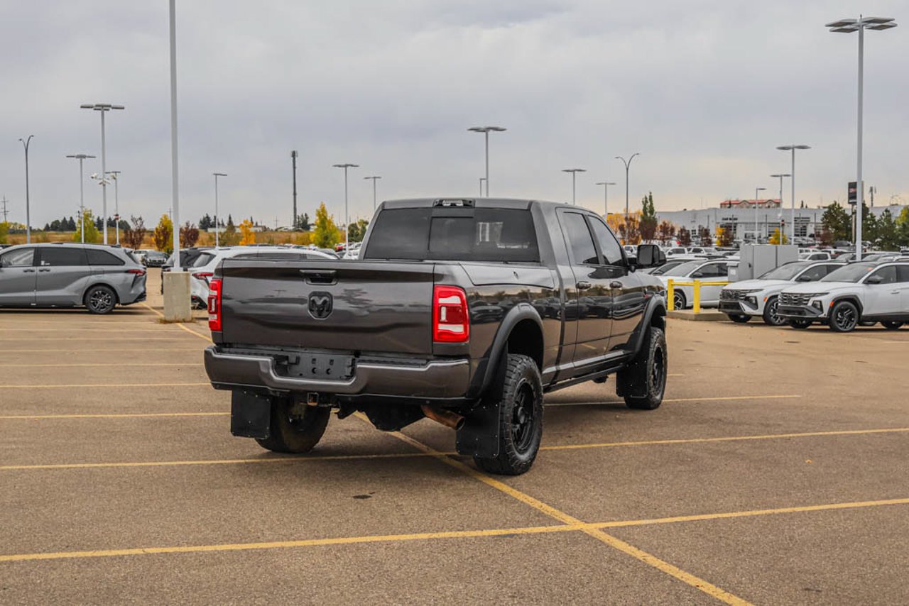 2022 Ram 3500 Limited 4x4 Mega Cab 6'4 Box Grey Sherwood Park - photo #8