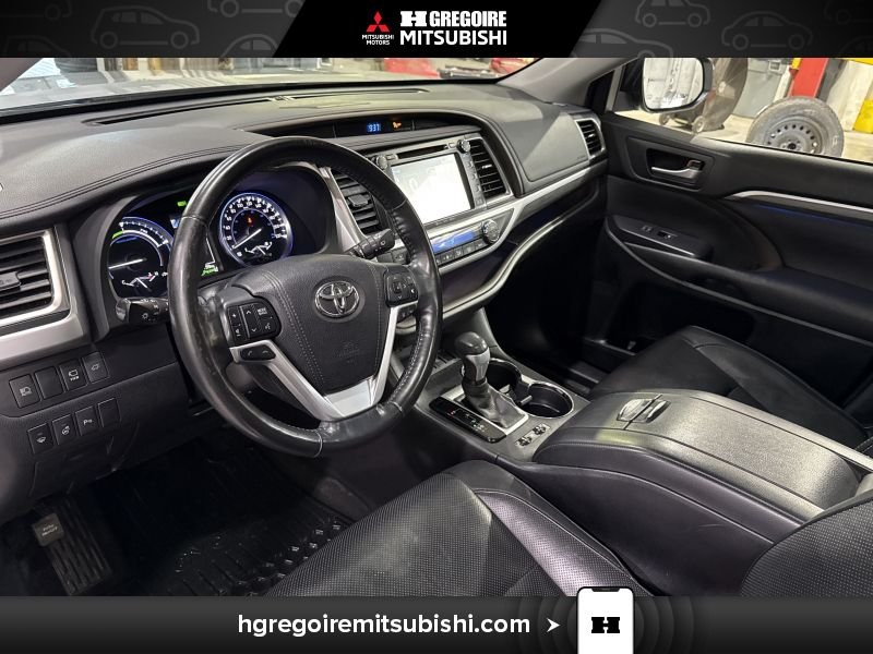 2017 Toyota Highlander HYBD Grey Blainville - photo #17