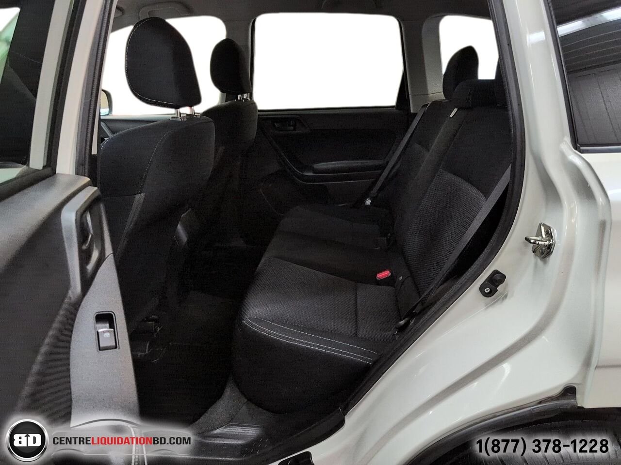 Subaru Forester CONVENIENCE | BD0283 2018 Blanc Granby - photo #13