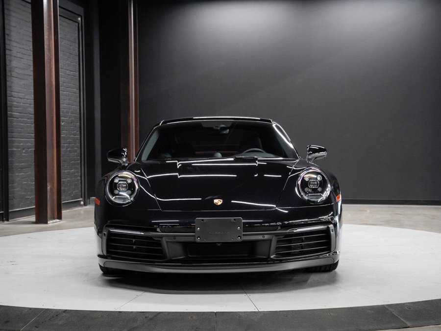 2021 Porsche 911 2021 Black