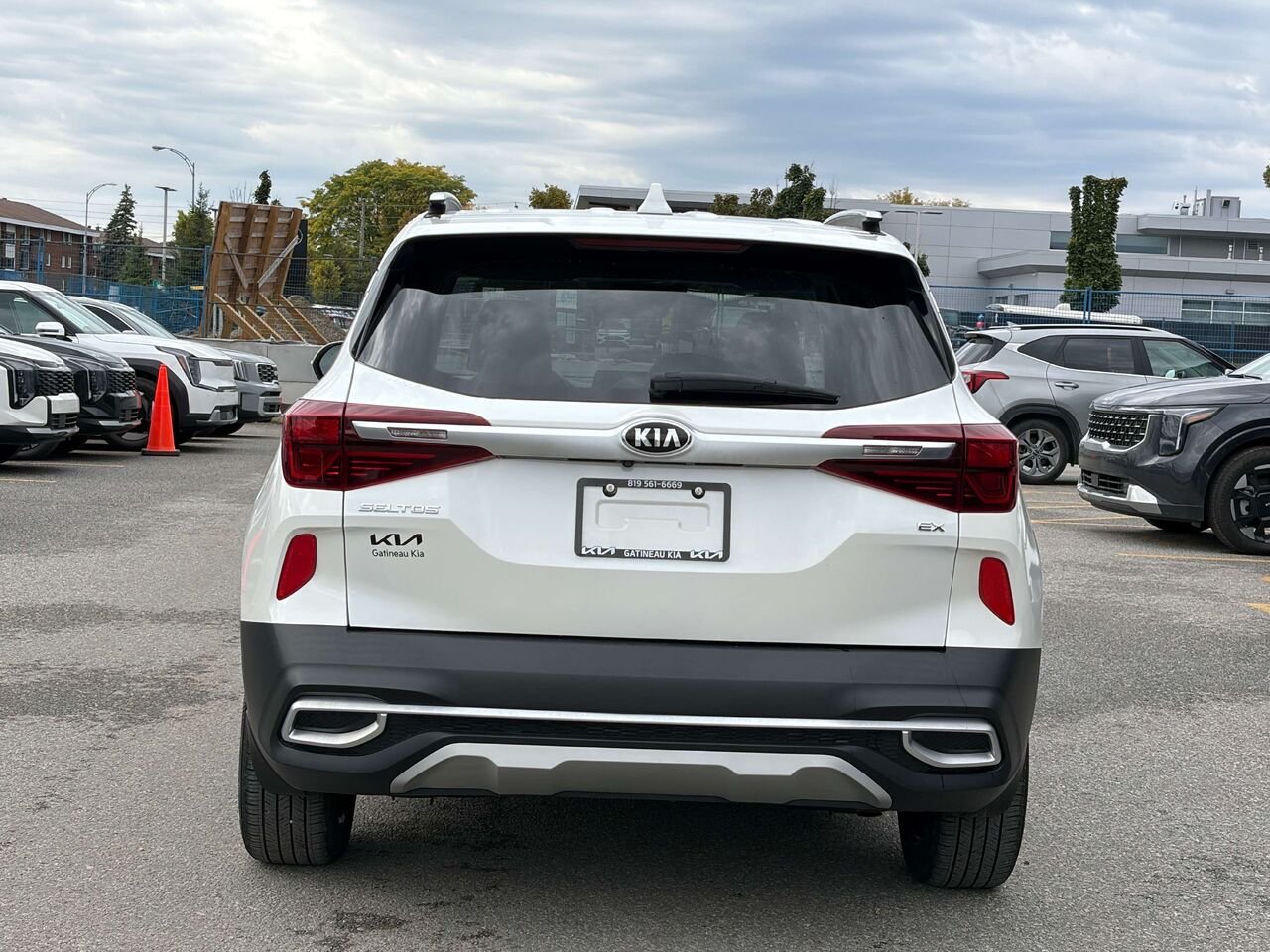 Kia Seltos 2021 Blanc Gatineau - photo #4