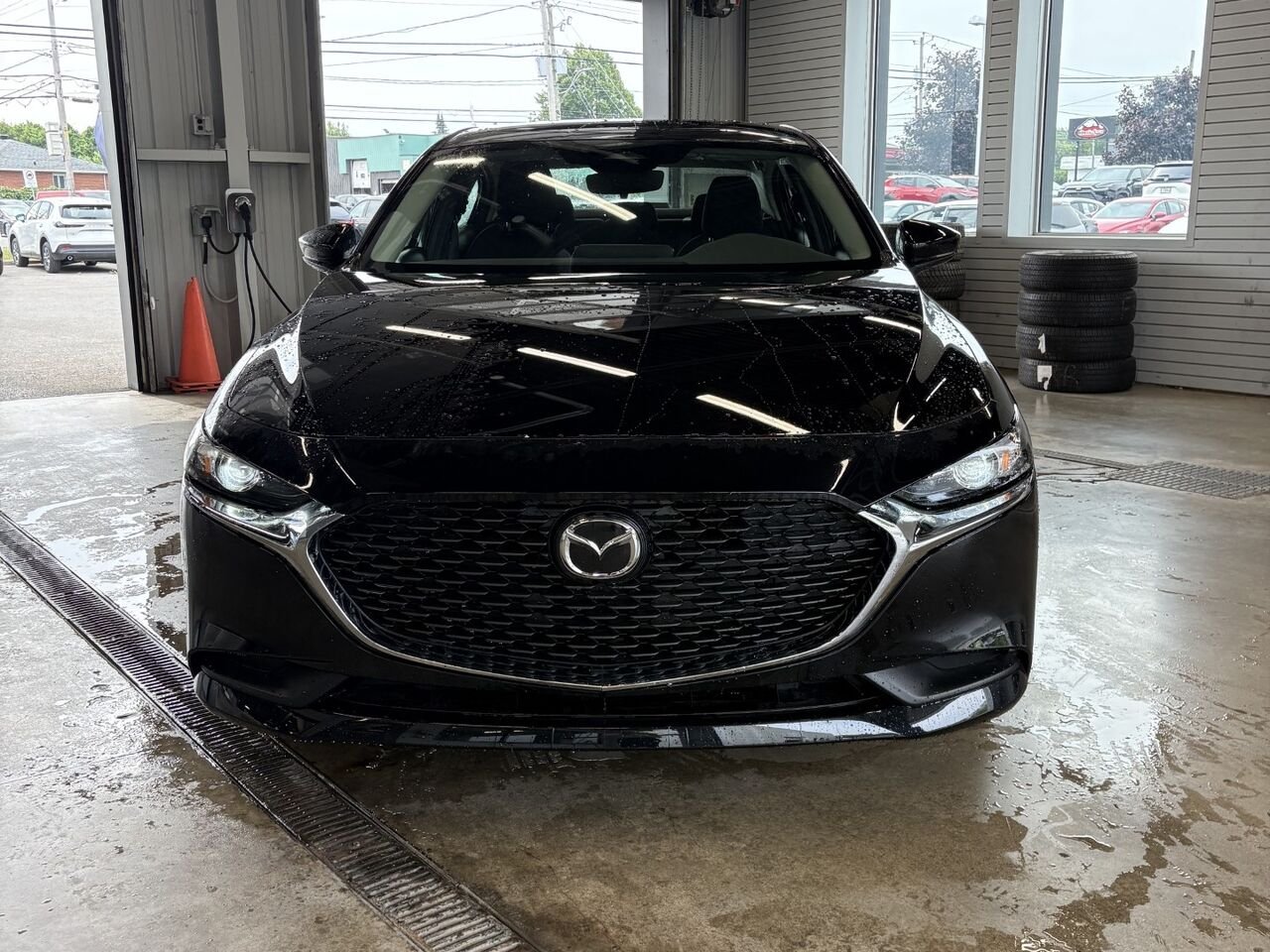 2026 MAZDA Mazda3 GX Jet Black Mica Châteauguay - photo #1