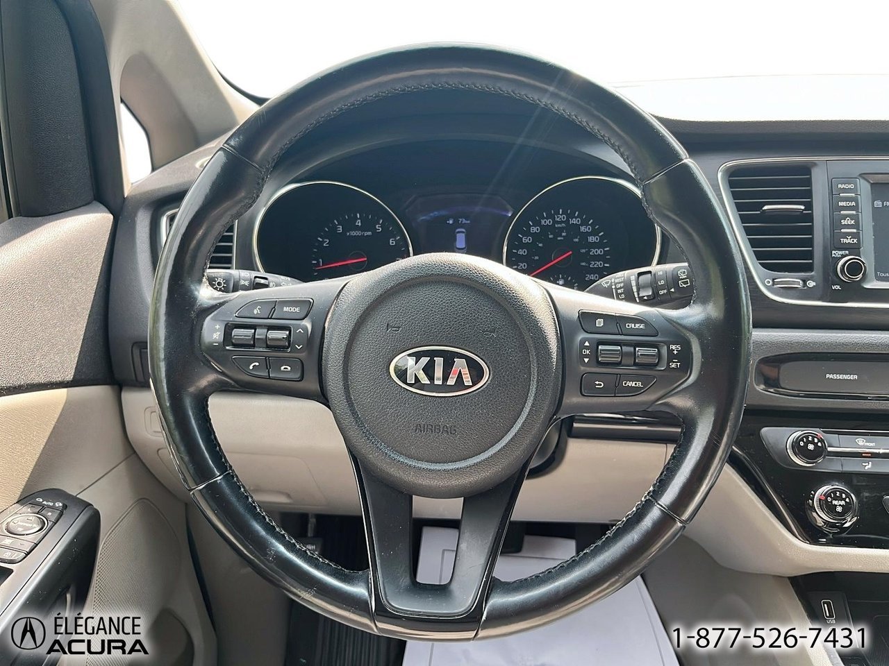 2020 Kia Sedona LX | A8919A Black Granby - photo #15