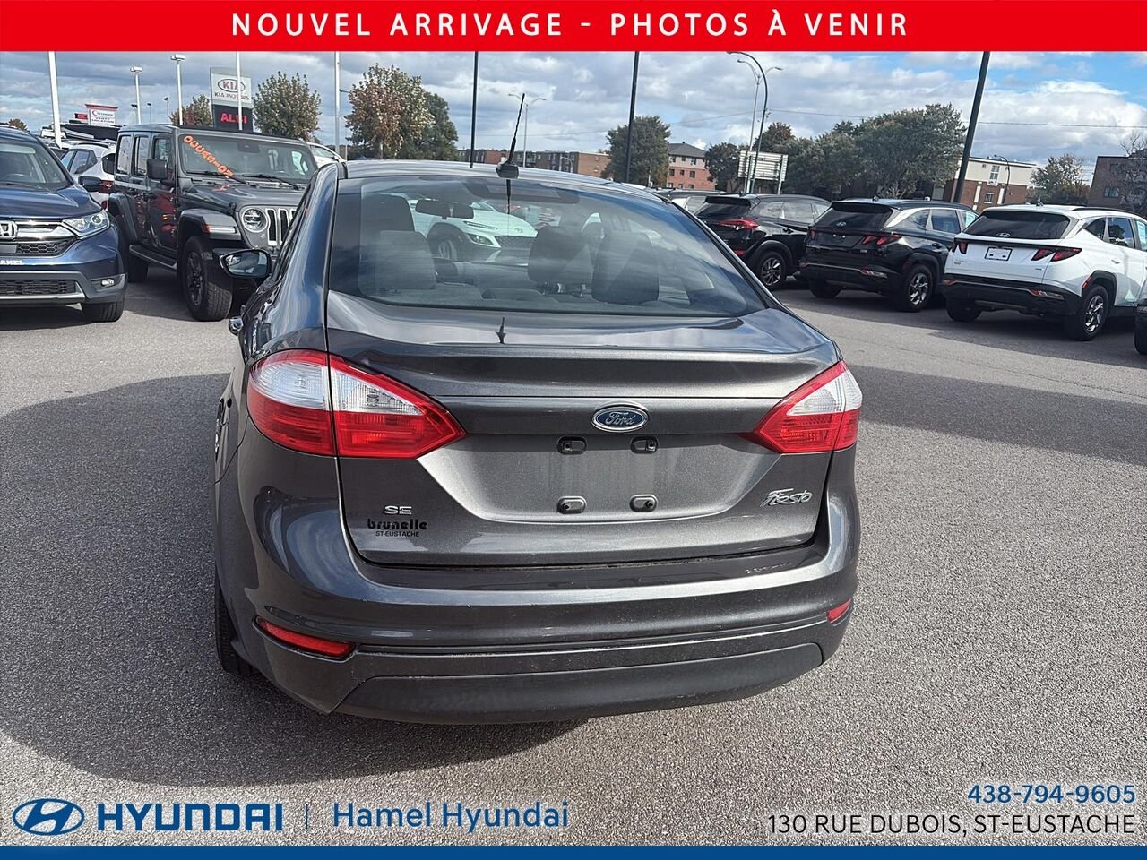 2015 Ford Fiesta Grey Saint-Eustache - photo #5