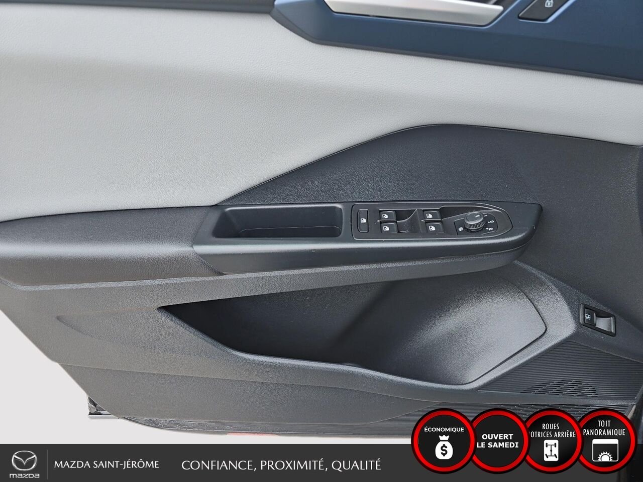 Volkswagen Taos Comfortline 4MOTION | TOIT PANORAMIQUE | MAGS | CUIR | 2023 Noir Saint-Jérôme - photo #11