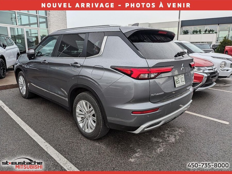 Mitsubishi Outlander PHEV LE S-AWC PHEV-CUIR-TOIT OUVRANT-BANC CHAUFFANT-VOLANT CHAUFFANT-CARPLAY/ANDROID AUTO 2024 Argent