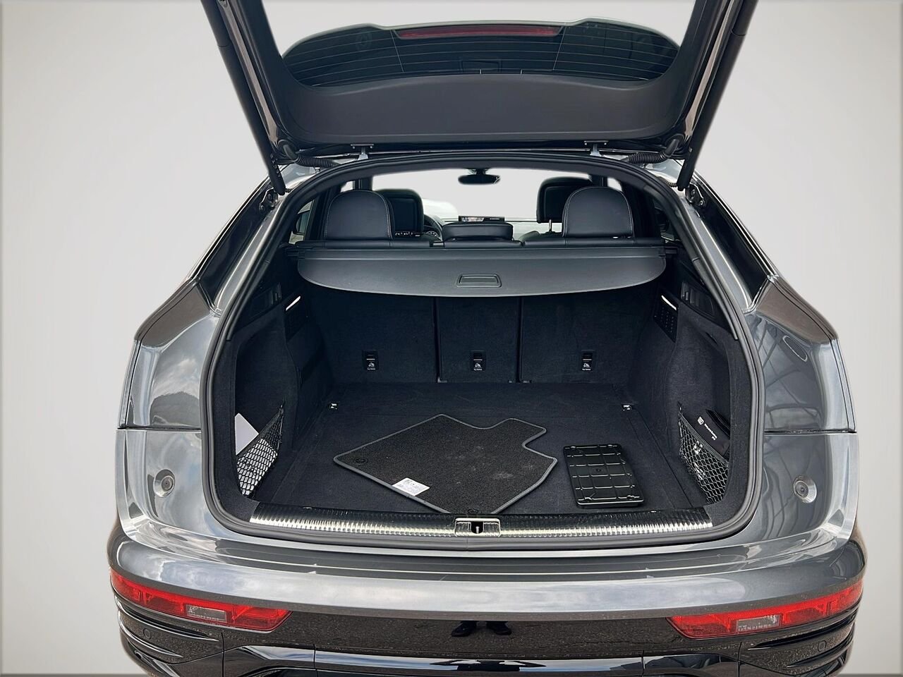 2025 Audi Q5 Sportback PROGRESSIV Grey Québec - photo #24