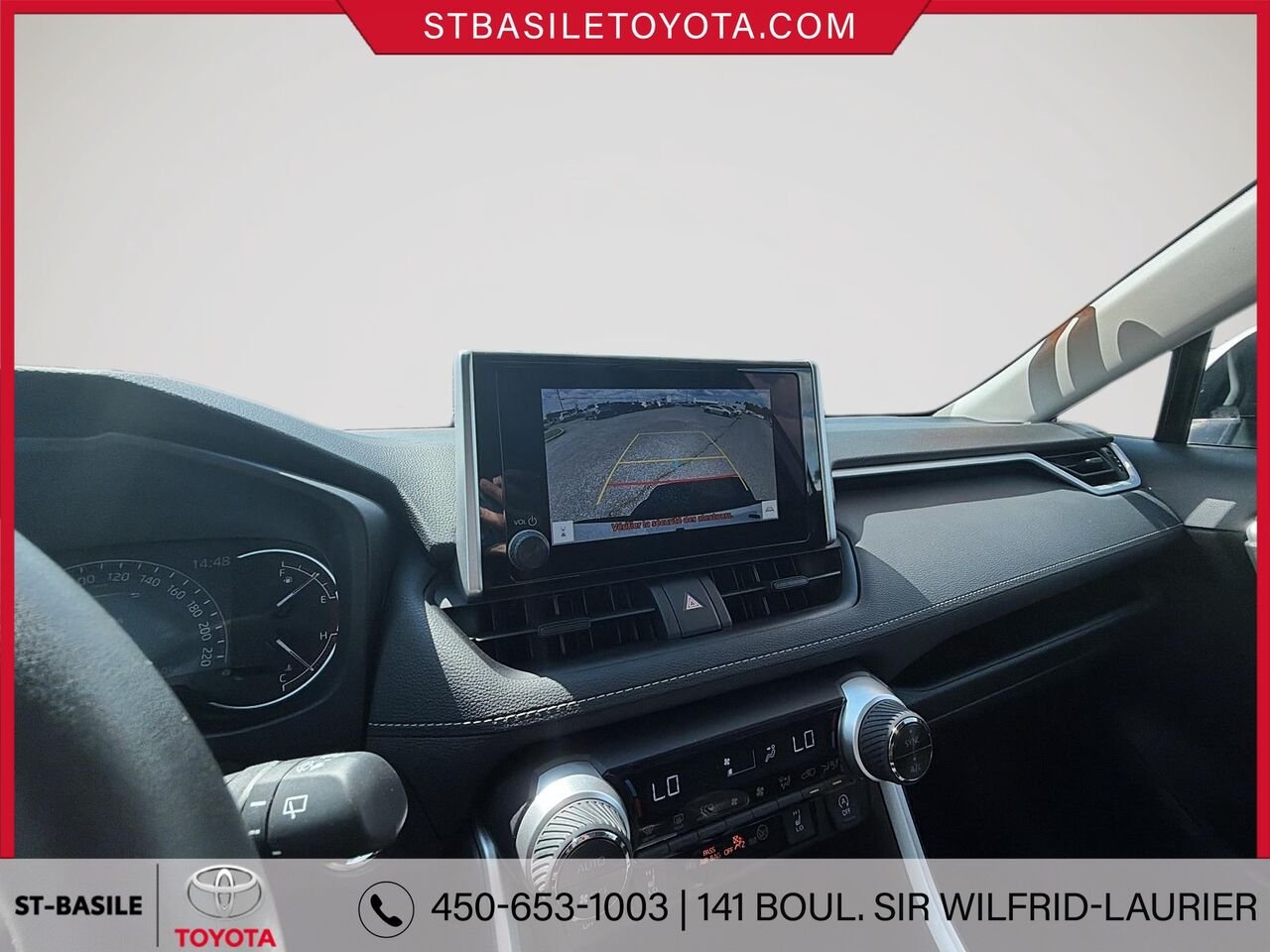 Toyota RAV4 2025 Blanc Saint-Basile-le-Grand - photo #17