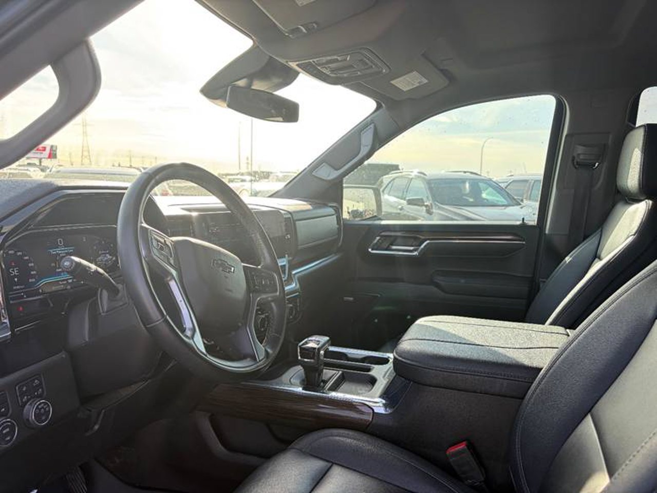 2024 Chevrolet Silverado 1500 4WD Crew Cab 147 RST Black Sherwood Park - photo #5