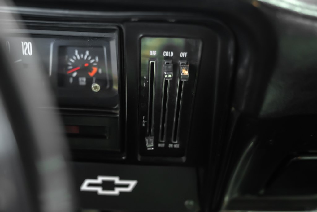 Chevrolet Nova 1972 Rouge Montréal - photo #11
