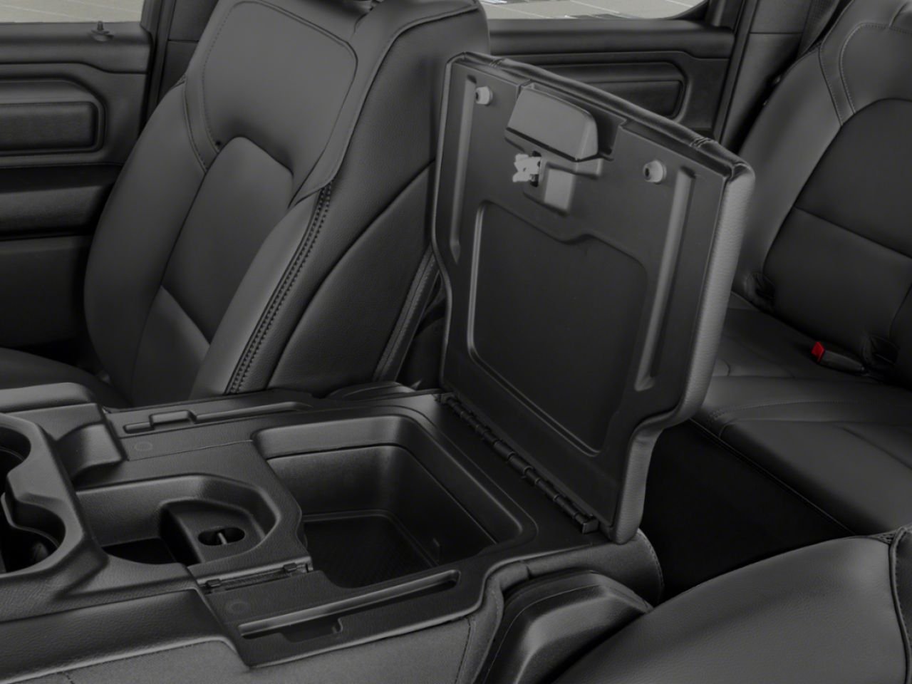 2023 Ram 1500 Sport cabine d'équipe 4x4 caisse de 5 pi 7 po Grey Gatineau - photo #3