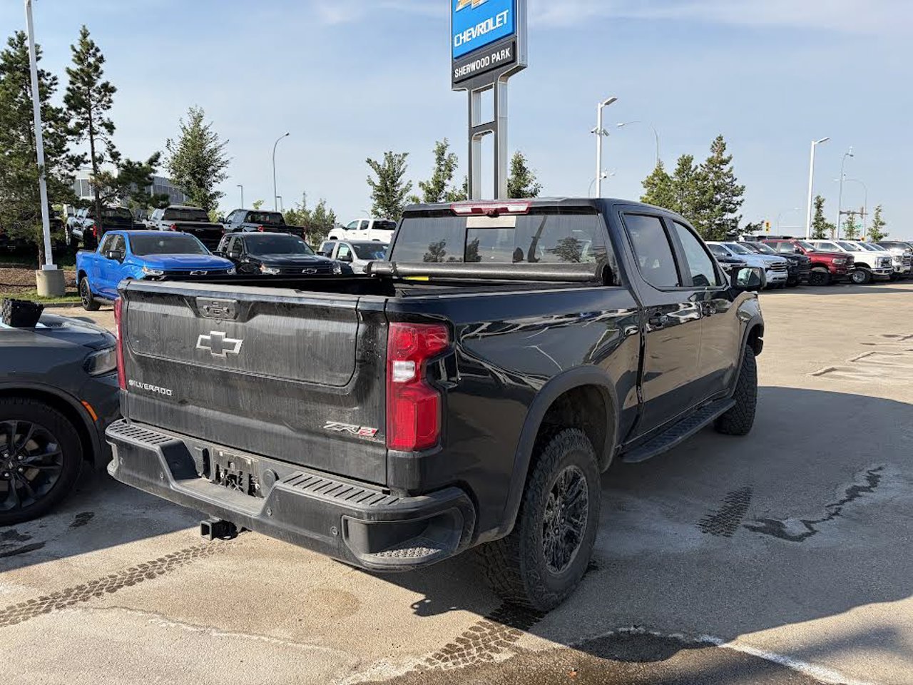 2025 Chevrolet Silverado 1500 4WD Crew Cab 147 ZR2 Black Sherwood Park - photo #4