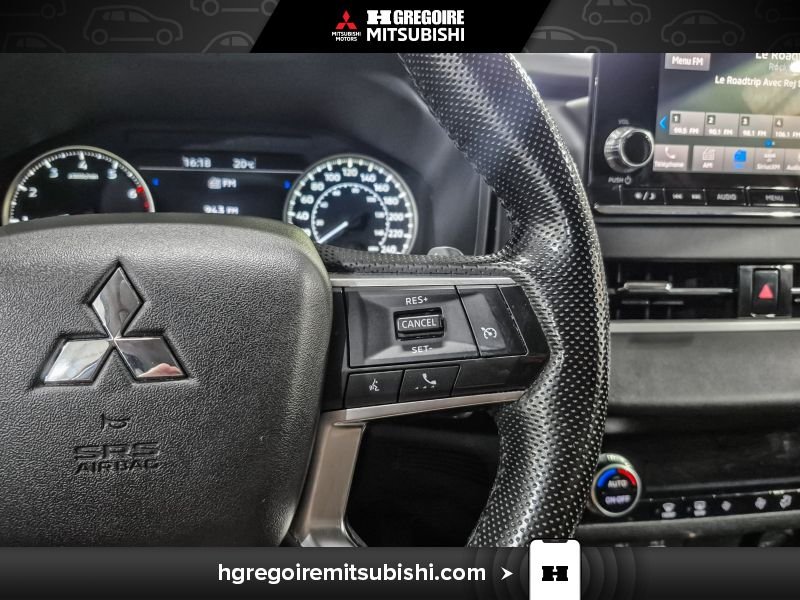 Mitsubishi Outlander 2022 Gris Blainville - photo #22