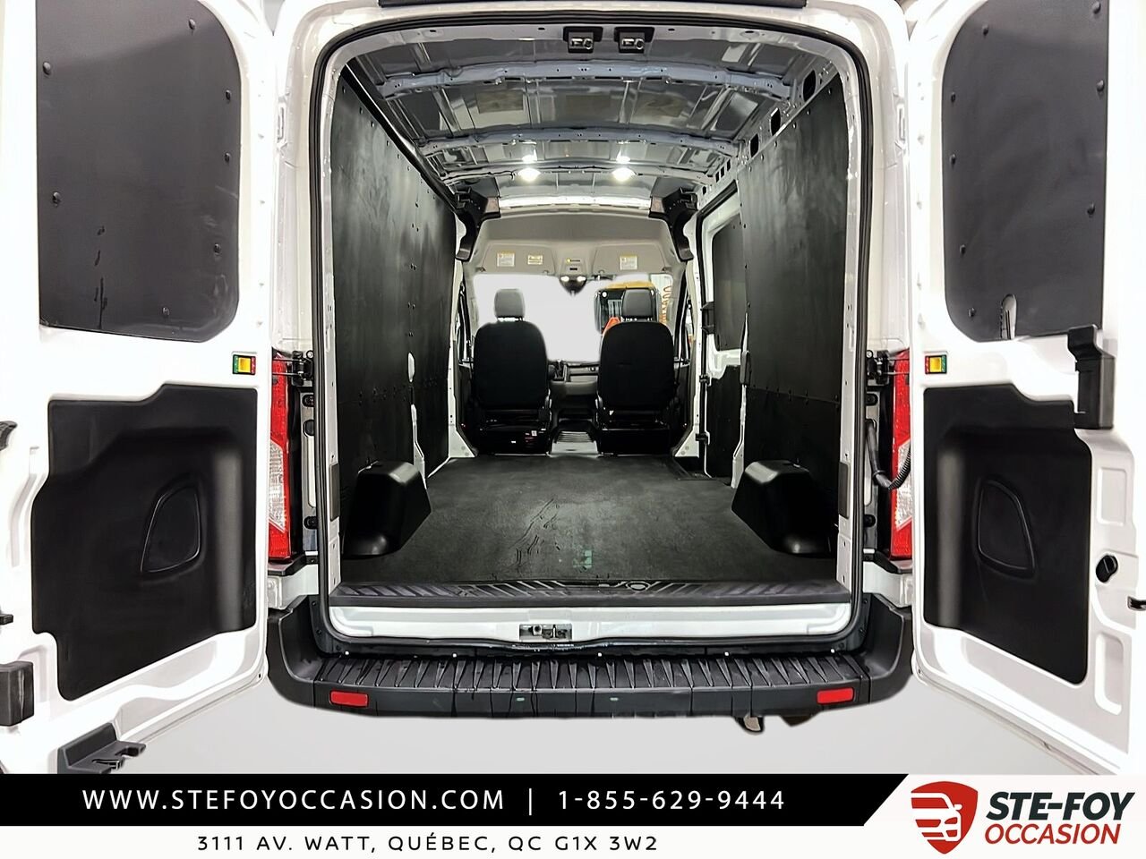 Ford Transit T-250 PA toit moyen 148 po 2024 Blanc Québec - photo #5
