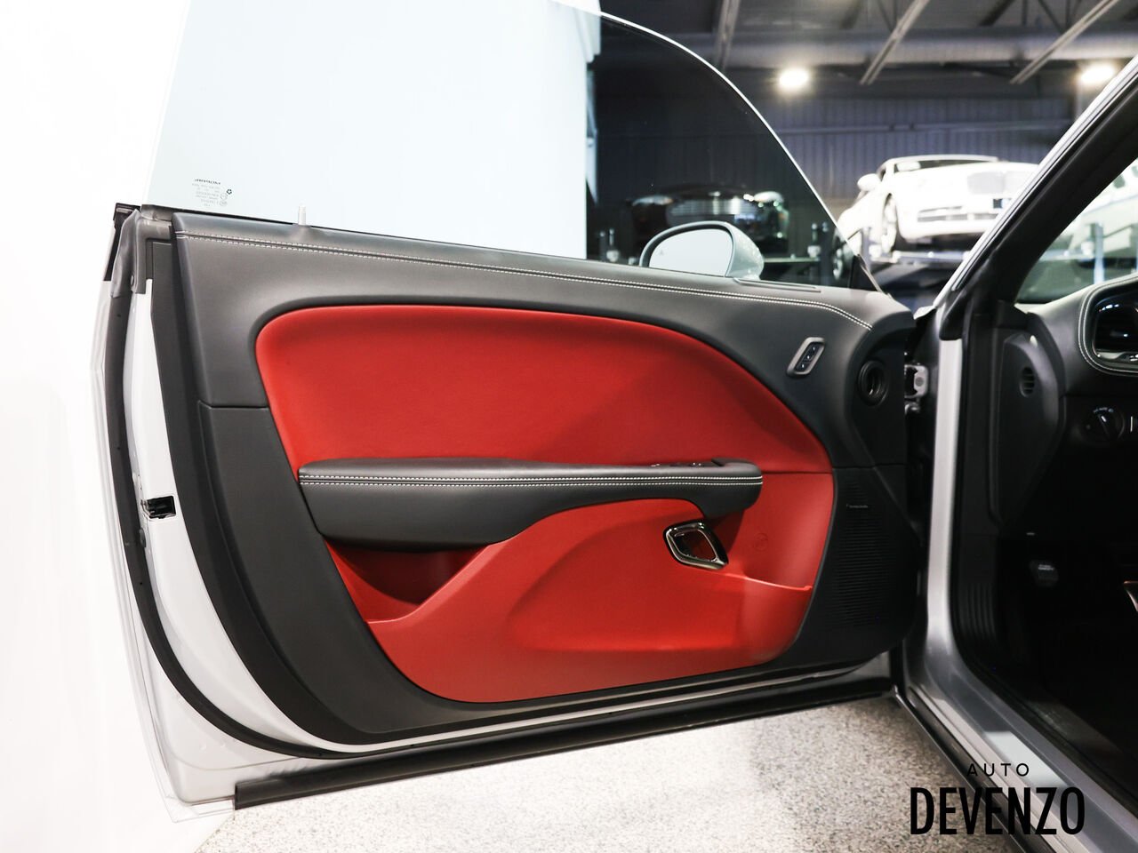 Dodge Challenger 2022 Gris Saint-Eustache - photo #9