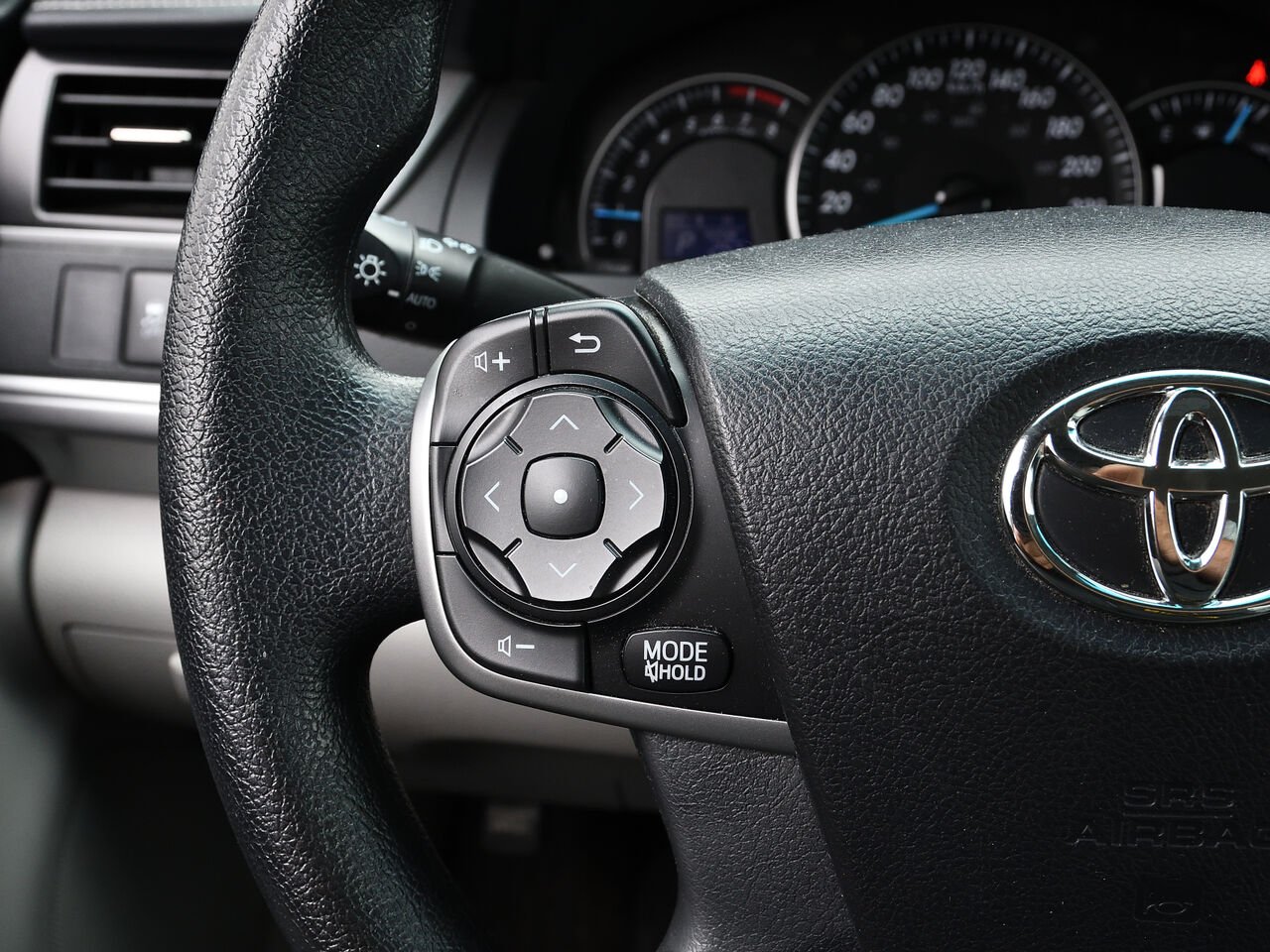 Toyota Camry Berline, boîte automatique, LE 2014 Bleu Saint-Hyacinthe - photo #15