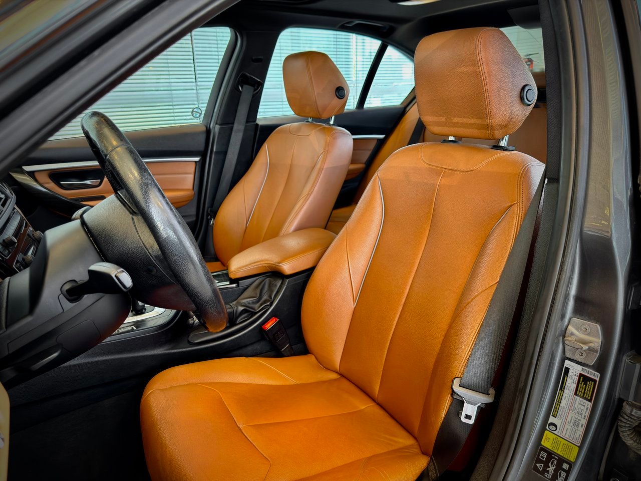 2016 BMW 3 Series Beige Notre-Dame-des-Prairies - photo #16