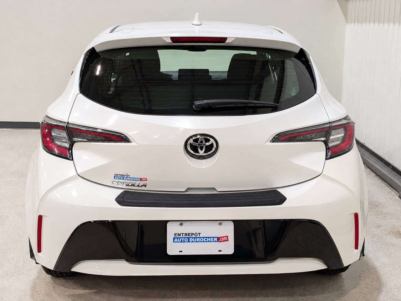 Toyota Corolla à hayon Manual 2019 Blanc Val-David - photo #5