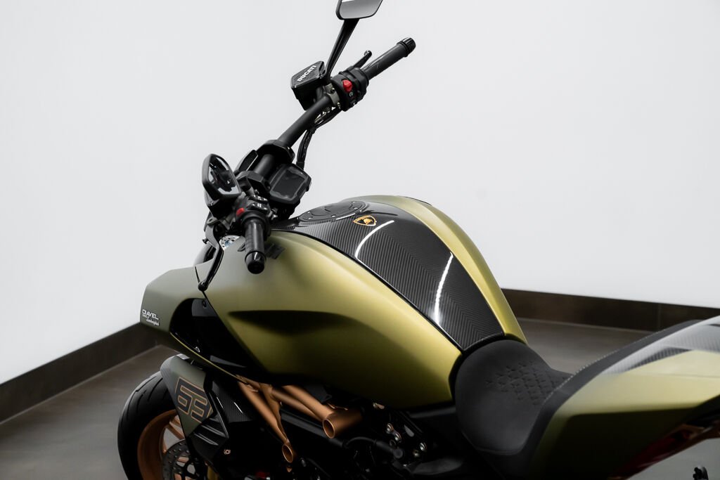 2021 Ducati Diavel 1260S Saint-Eustache - photo #12