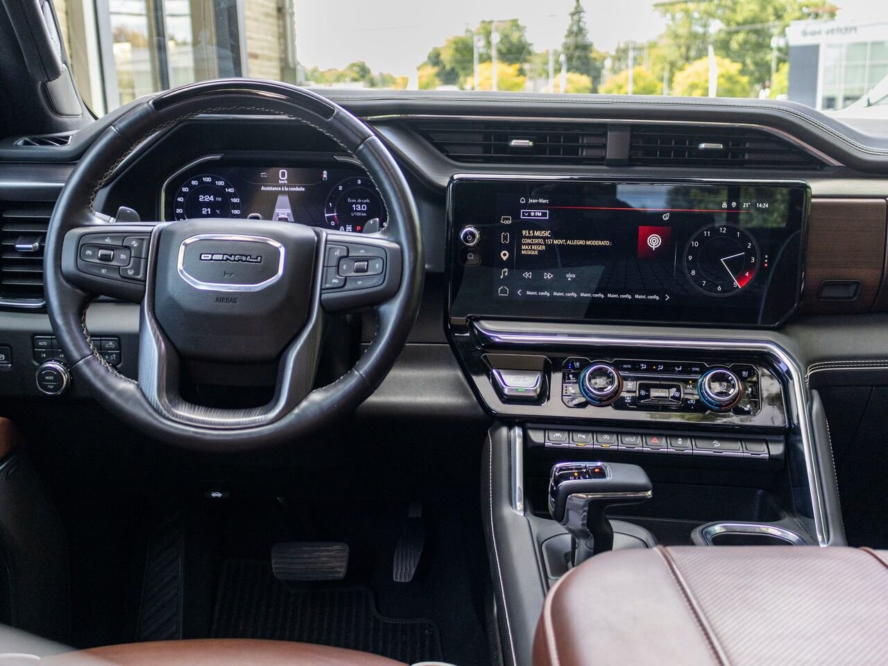 GMC Sierra 1500 Denali Ultimate cabine multiplace 4RM 2025 Noir Châteauguay - photo #8