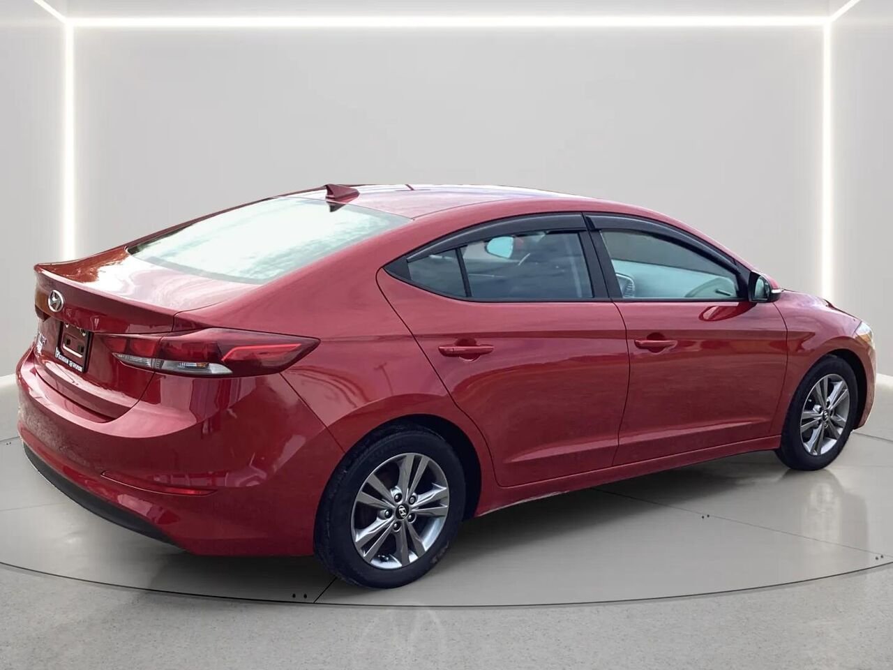Hyundai Elantra 2018 Rouge Gatineau - photo #4