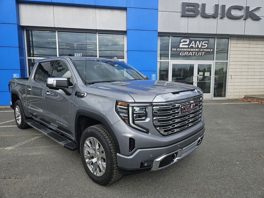 GMC Sierra 1500 Denali cabine multiplace 4RM 147 po 2026 Argent métallisé