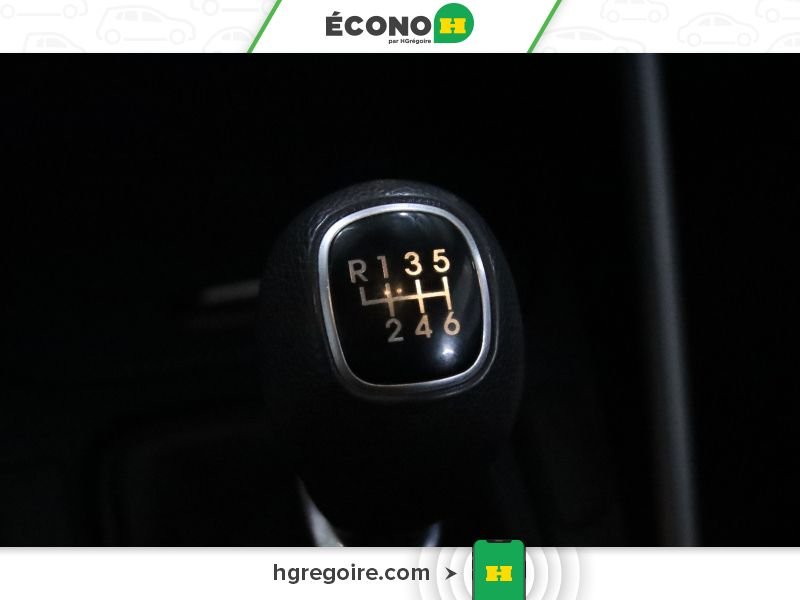 2015 Kia Rondo Grey Saint-Eustache - photo #10