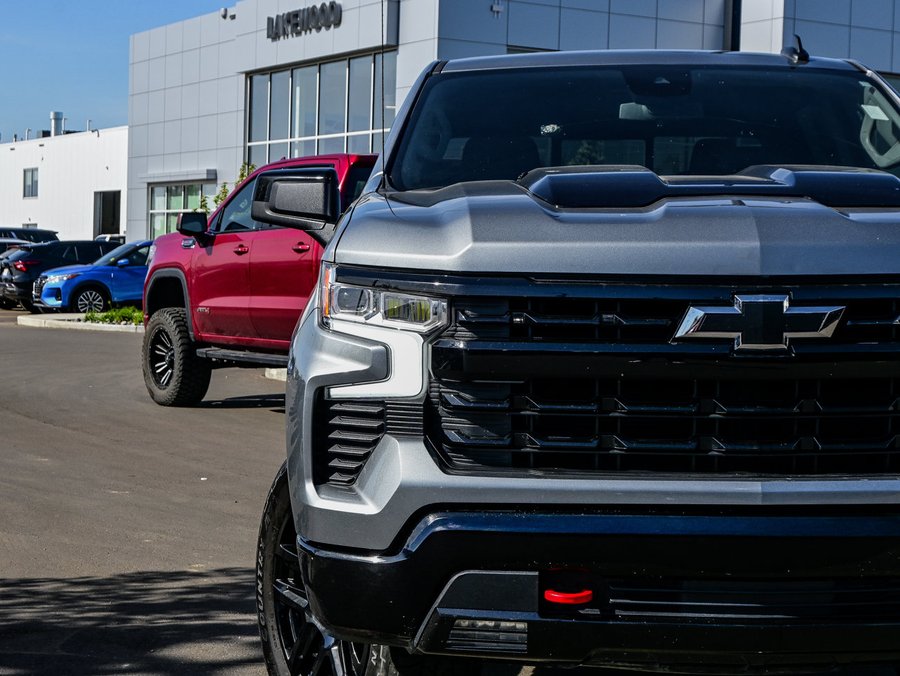 2024 Chevrolet Silverado 1500 2LT Trail Boss 6.2L | Heated Leather Bucket Seats Grey