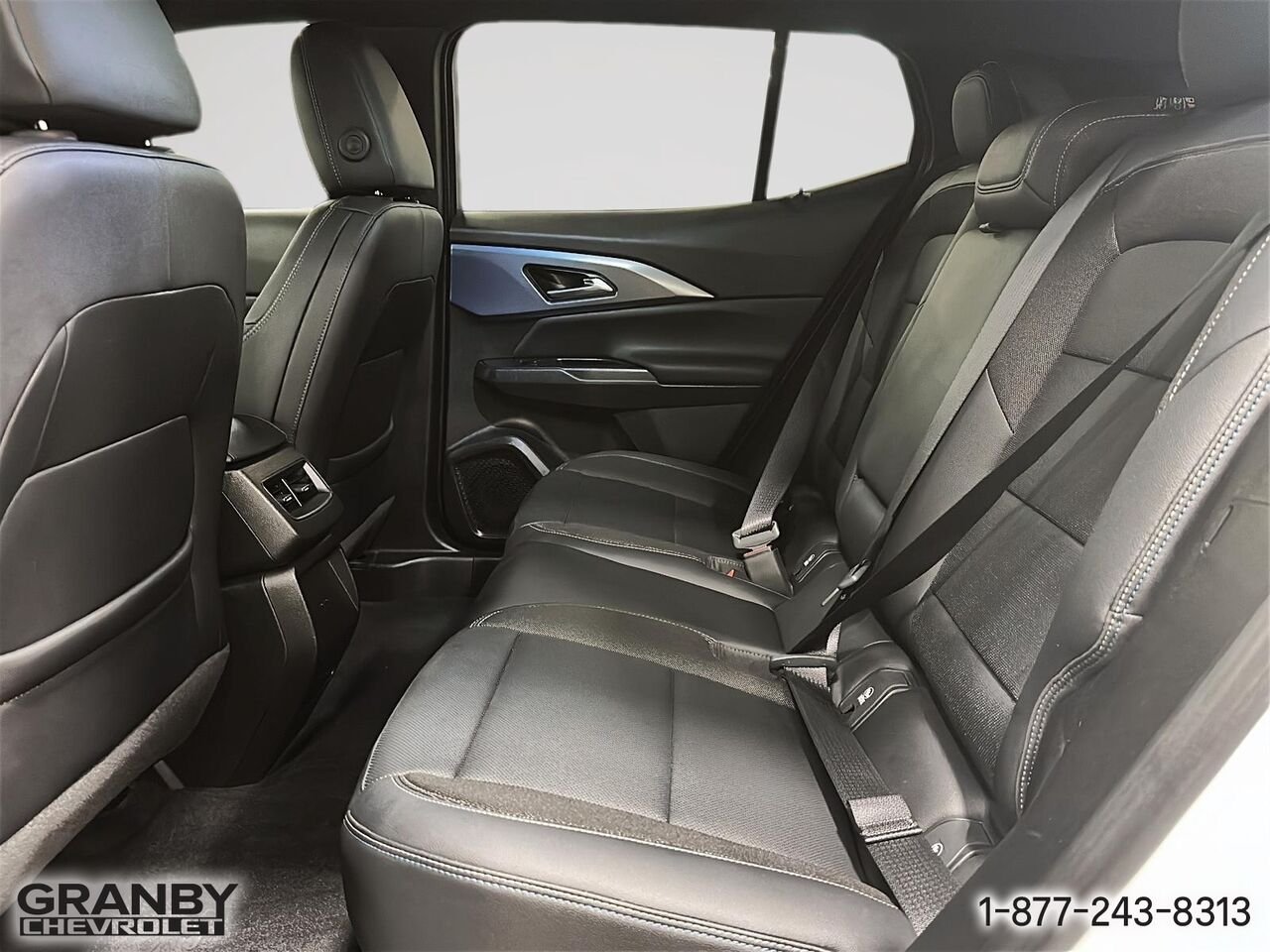 2025 Chevrolet Equinox EV 4 portes - LT | 26-0970A White Granby - photo #10