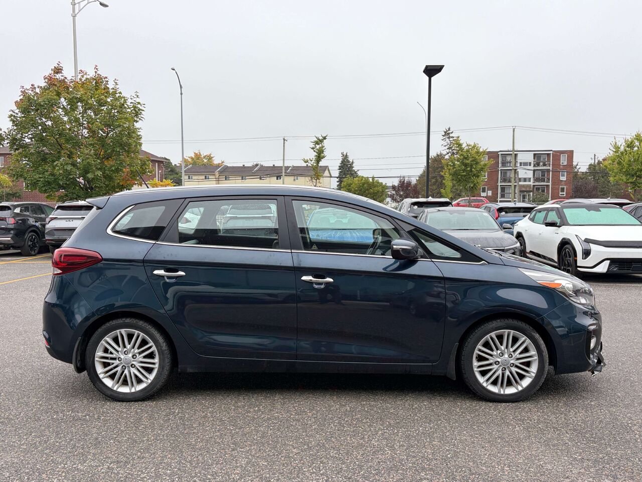 2017 Kia Rondo Blue Gatineau - photo #6