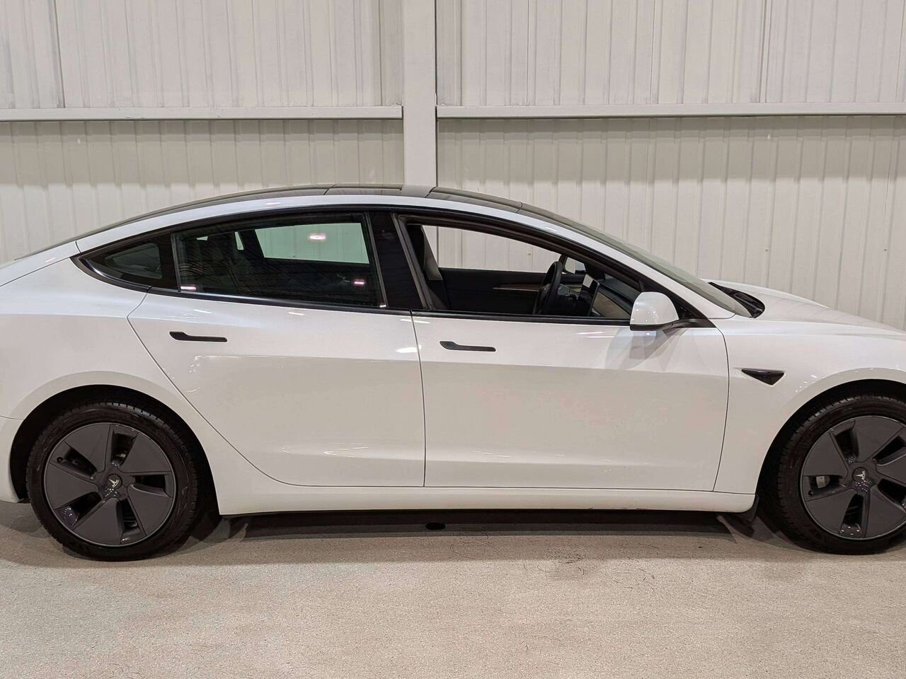 2023 Tesla Model 3 RWD White Val-David - photo #7