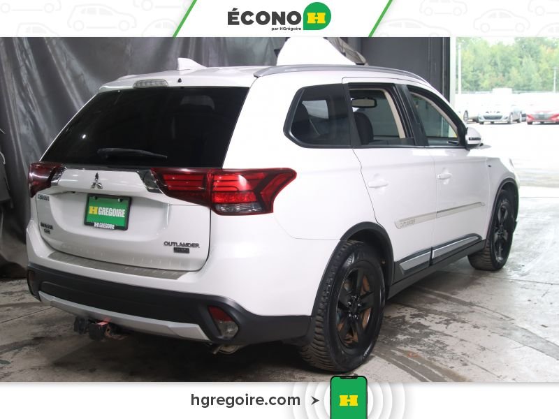 Mitsubishi Outlander 821724 | SE A/C TOIT GR ELECT MAGS 7 PASSAGERS 2017 Blanc Laval - photo #6