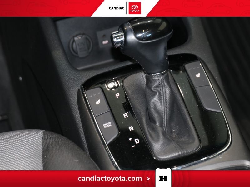 2017 Kia Forte White Blainville - photo #20